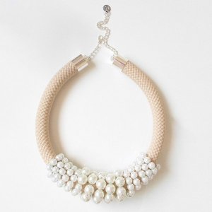 andria-nyaklanc-600x600