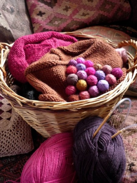 21828_169896546467703_1888471564_n