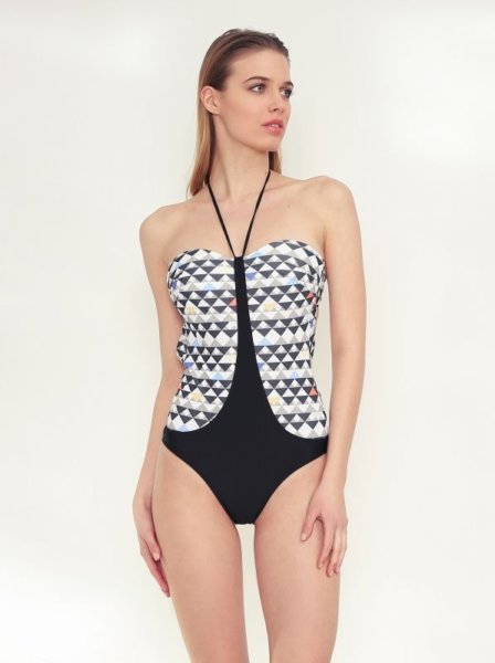 mid_18a2c0ad2d50a30f7ab4263b04f7dfcc