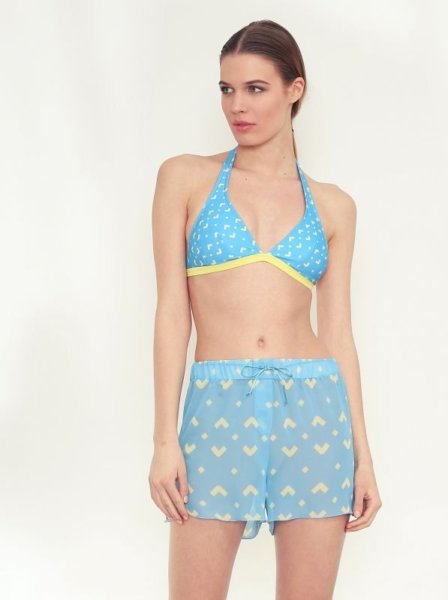 mid_4eb4d4a7e4e7208bae058bb0f6ddc62e